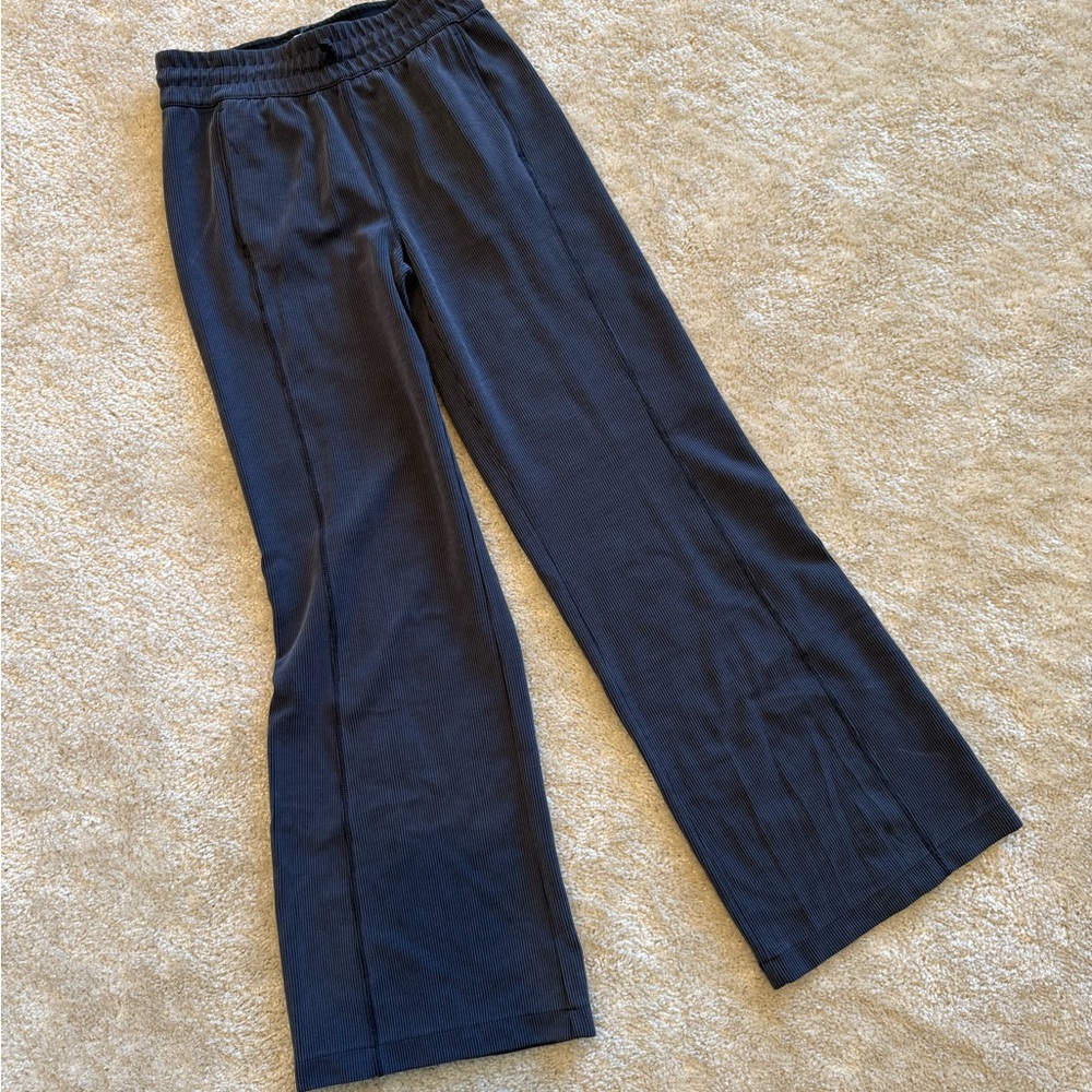Lululemon Ribbed Softstreme Mid-Rise Pant 32.5”